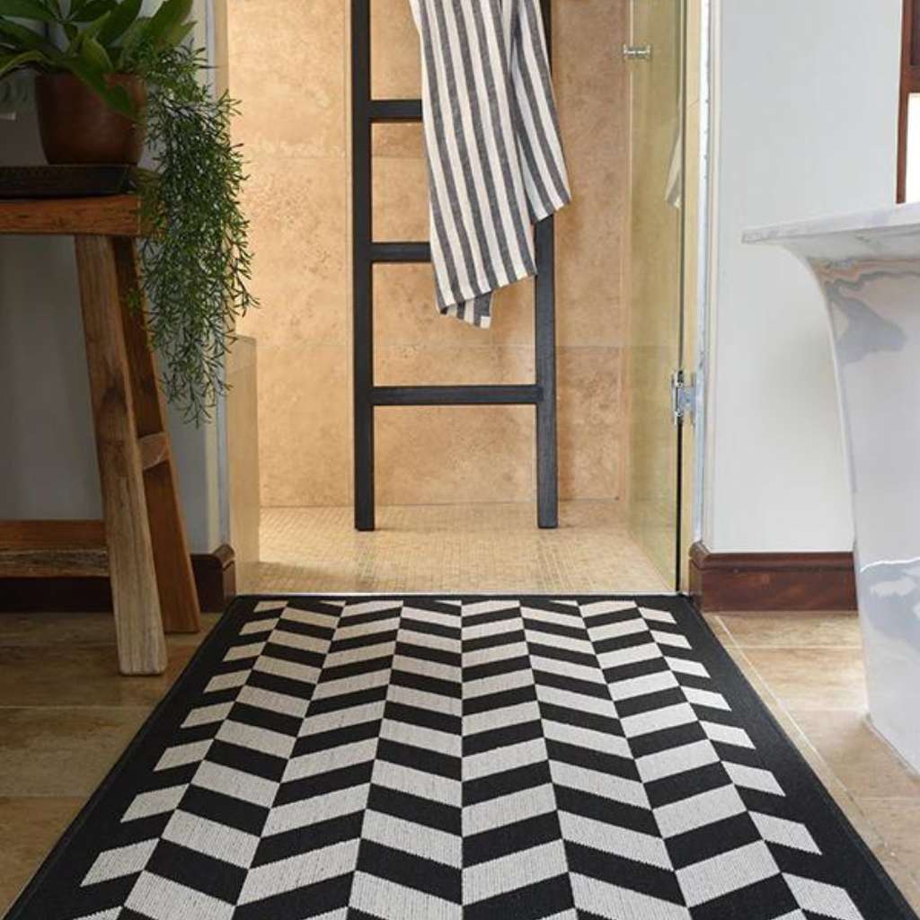 Herald Black | Rug
