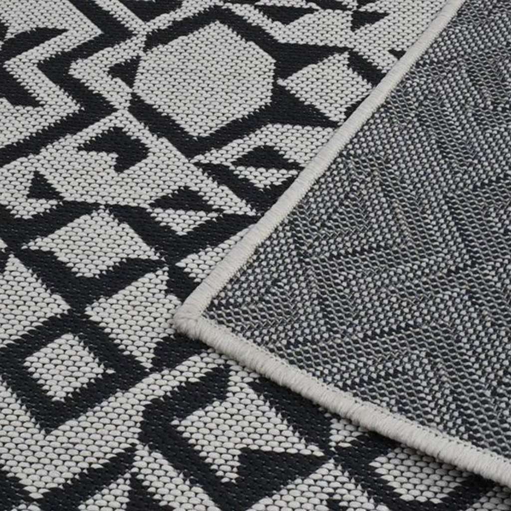 Kayden White with Black | rug