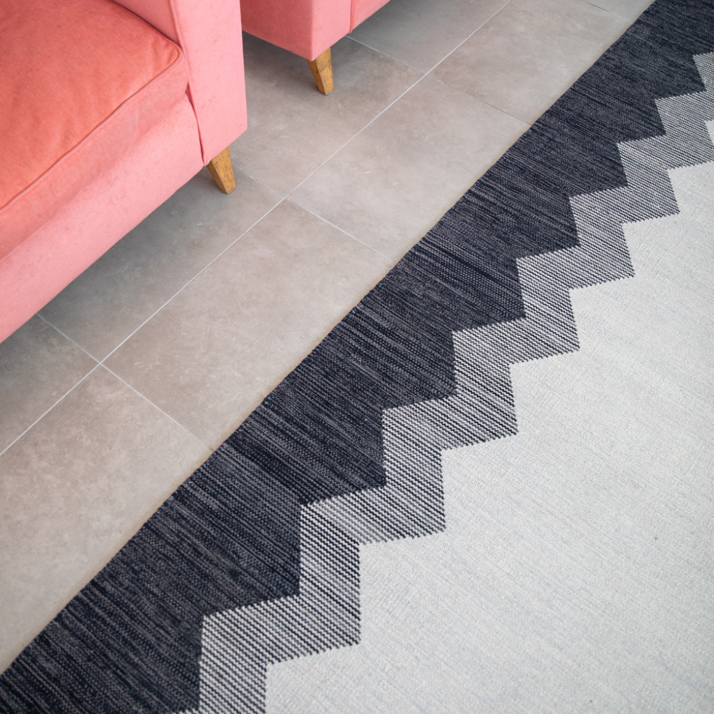 Max | Rug