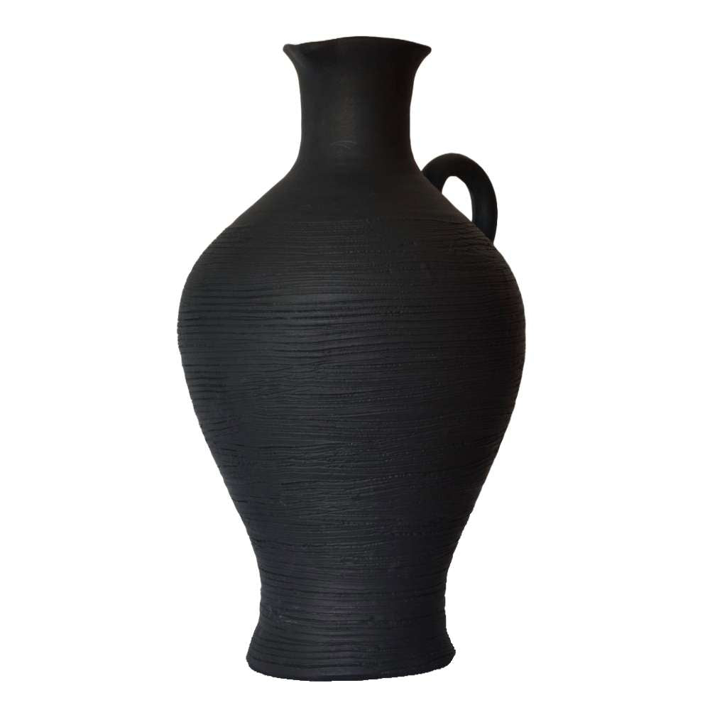 Noir I Water Vessel Set