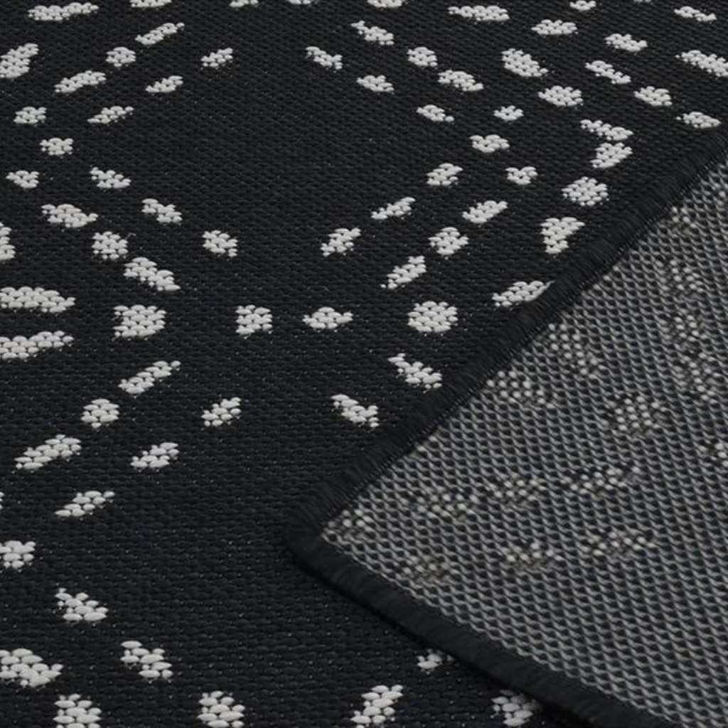 Tumzi Black | Rug