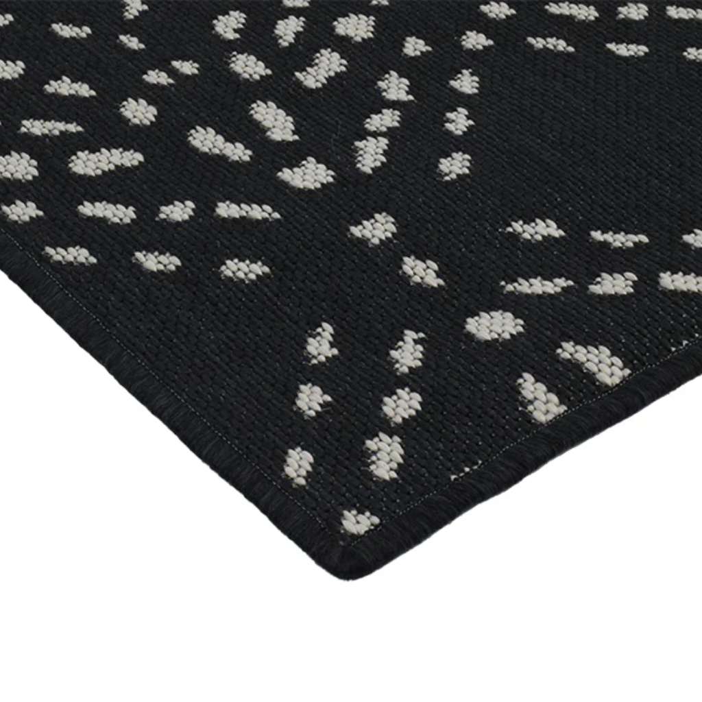 Tumzi Black | Rug