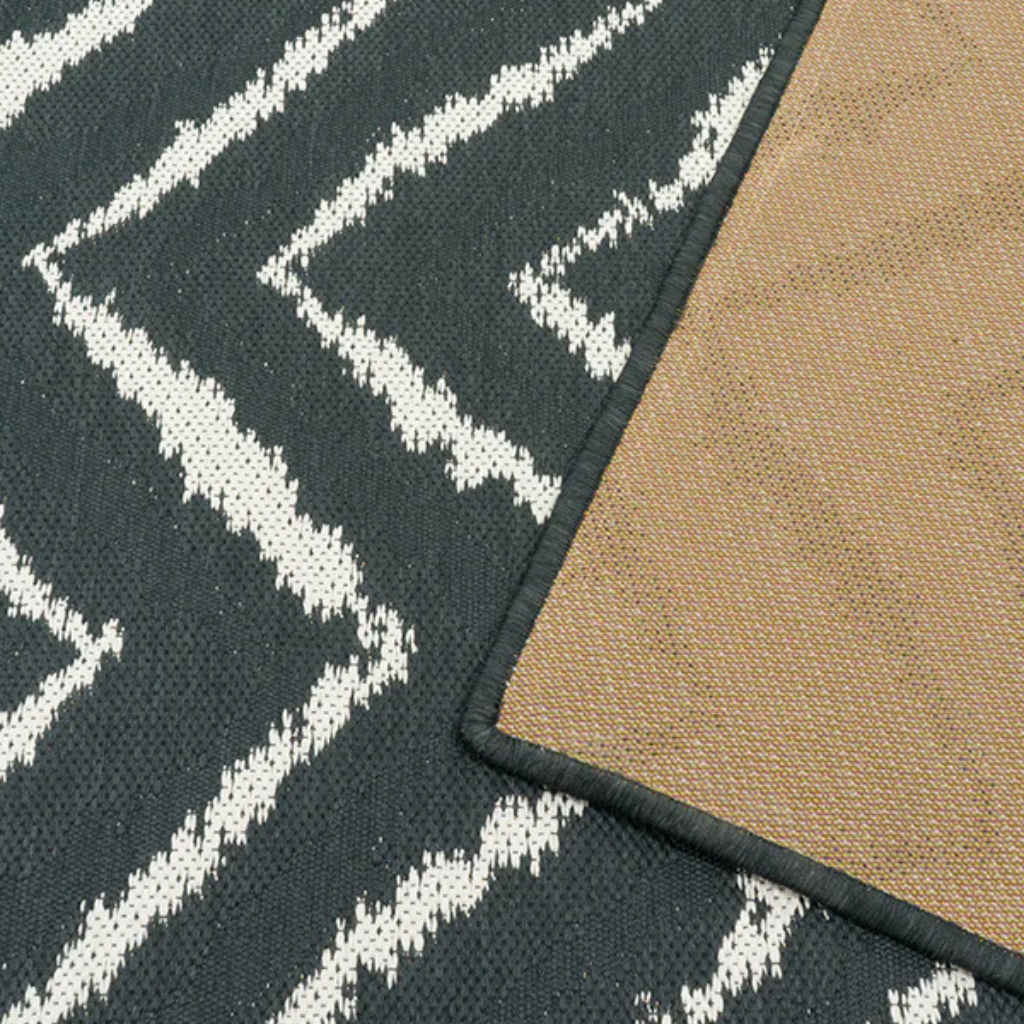 Zagzi Black | Rug