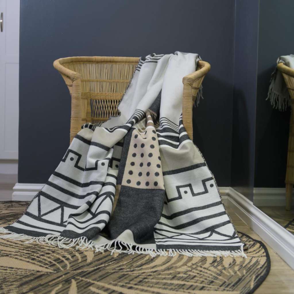 Xhosa Umbhaco Throw | Black/Cobblestone